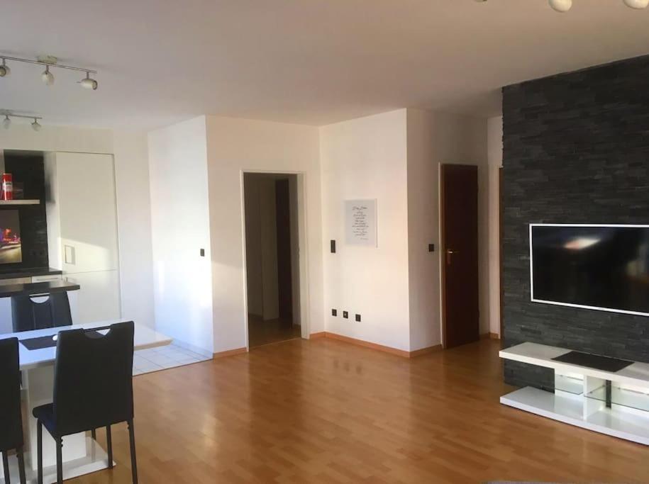 4 Zimmer Wohnung Mit 6 Betten Nahe Hamburg Glinde  Ngoại thất bức ảnh